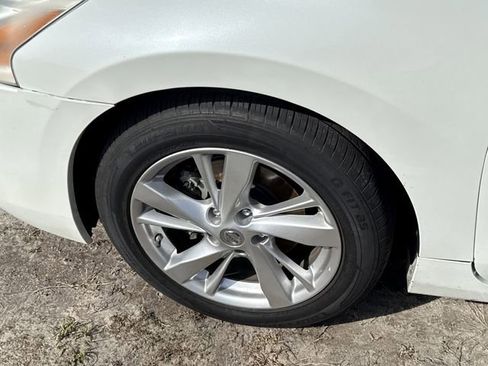 Used 2013 Nissan Altima 2.5 SV image 5