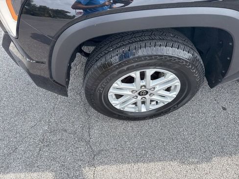 Used 2022 Toyota Tundra SR5 image 9