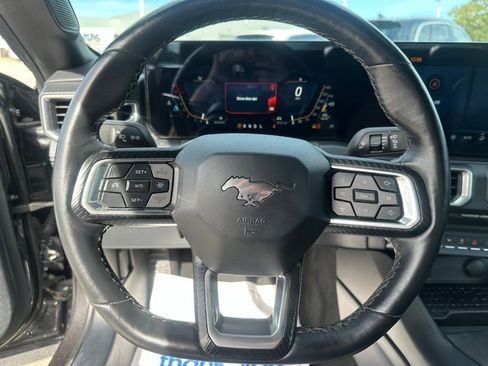 Used 2024 Ford Mustang Premium image 13