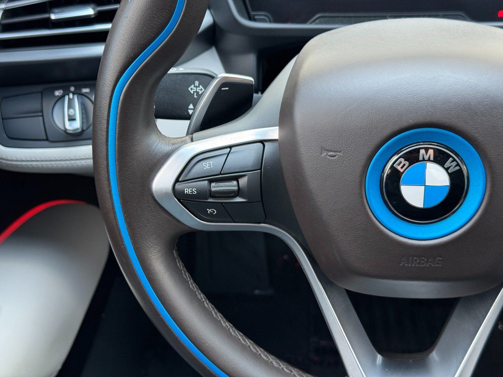Used 2015 BMW i8 AWD/4WD image 19