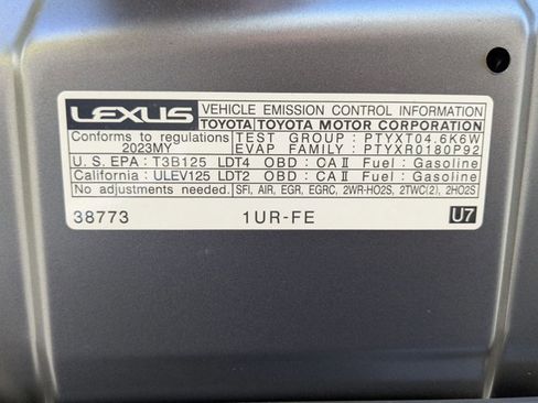 Used 2023 Lexus GX 460 Premium w/ Premium Package image 24