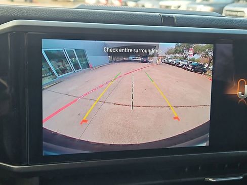 Used 2025 Jeep Wrangler Sport image 22