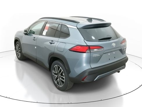 New 2026 Toyota Corolla Cross XLE w/ Convenience Package AWD/4WD image 5