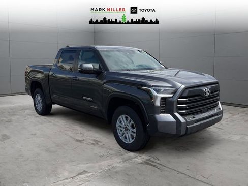 New 2026 Toyota Tundra SR5 w/ SR5 Premium Package AWD/4WD image 7