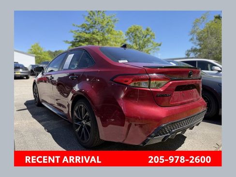 Used 2022 Toyota Corolla SE FWD image 1