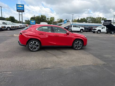 Used 2024 Lexus UX 250h AWD w/ Premium Package image 20