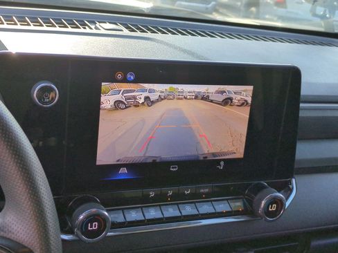 Used 2025 Chevrolet Colorado Trail Boss AWD/4WD image 24