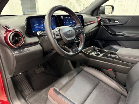 Used 2025 Chevrolet Equinox RS w/ Safety and Technology Package FWD image 18