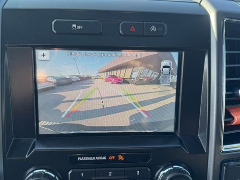 Used 2016 Ford F150 XLT w/ Equipment Group 302A Luxury image 22