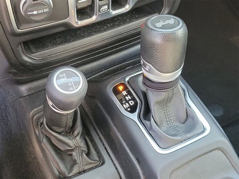 Used 2020 Jeep Wrangler Unlimited Sport image 25