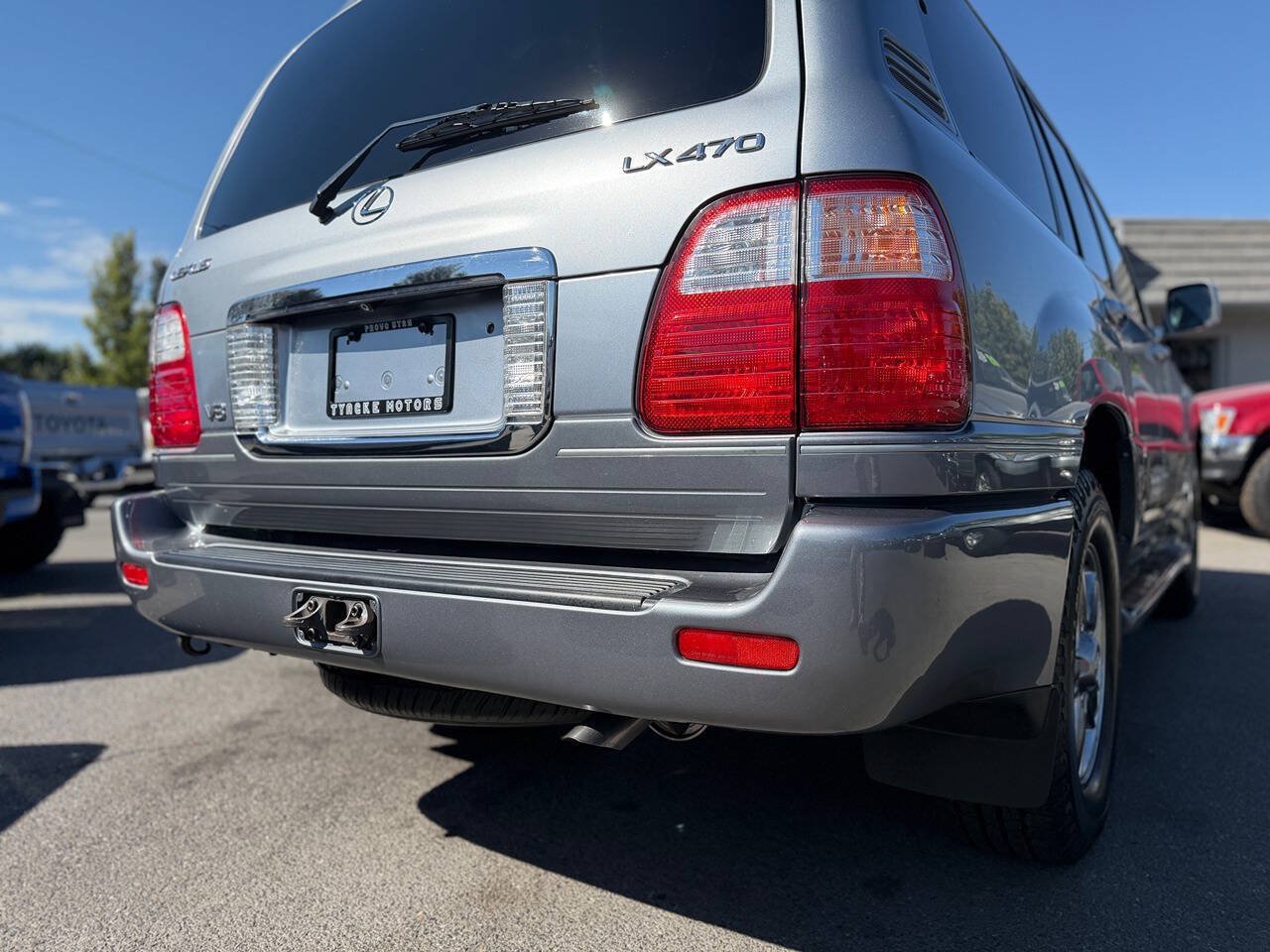 Used 2004 Lexus LX 470 4WD image 21