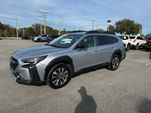 Used 2025 Subaru Outback Limited w/ Popular Package #2 AWD/4WD image 13