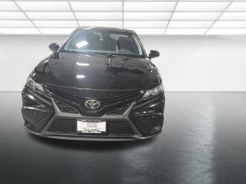 Used 2022 Toyota Camry SE w/ Convenience Package image 10