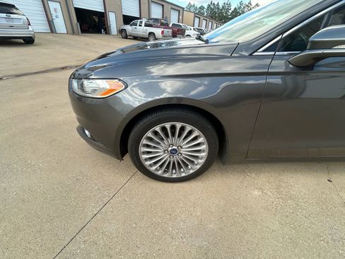Used 2016 Ford Fusion Titanium image 7