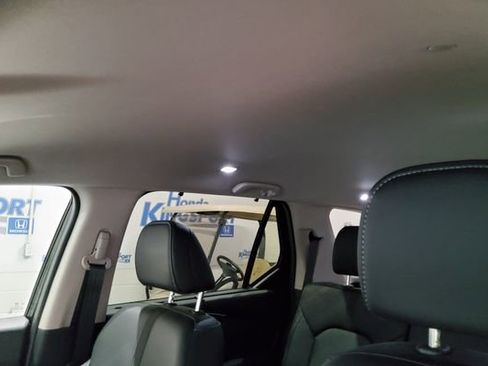 Certified 2025 Honda Pilot EX-L image 37