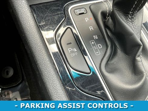 Used 2022 Kia Niro EX Premium FWD image 37