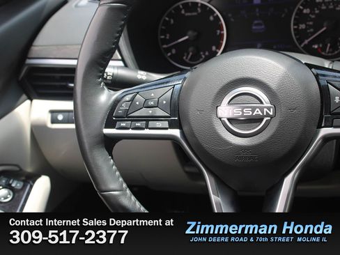 Used 2023 Nissan Altima 2.5 SL AWD/4WD image 12
