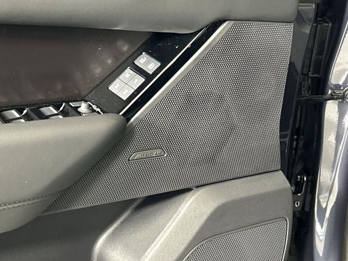 Used 2026 Land Rover Range Rover Velar Dynamic SE image 22