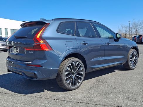 New 2026 Volvo XC60 T8 Ultra w/ Protection Package Premier AWD/4WD image 4