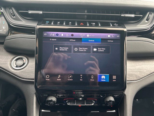Used 2023 Jeep Grand Cherokee 4WD 4xe image 29