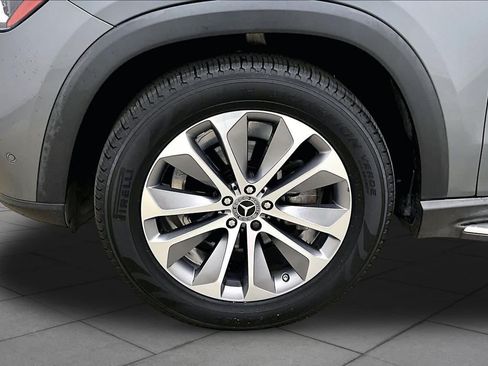 Certified 2022 Mercedes-Benz GLE 350 w/ Premium Package image 11