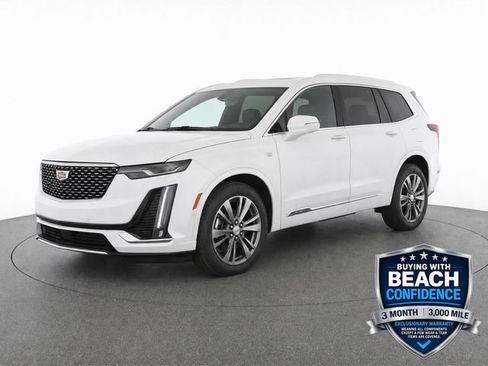 Used 2021 Cadillac XT6 Premium Luxury FWD image 1