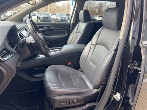 Used 2018 Buick Enclave Essence w/ Trailering Package image 17