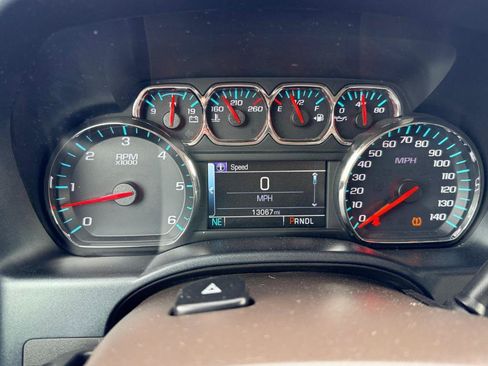 Used 2018 Chevrolet Silverado 1500 LT w/ All Star Edition RWD image 22