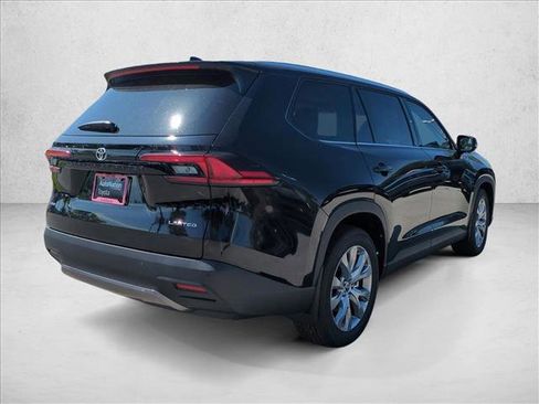 New 2026 Toyota Grand Highlander AWD image 2