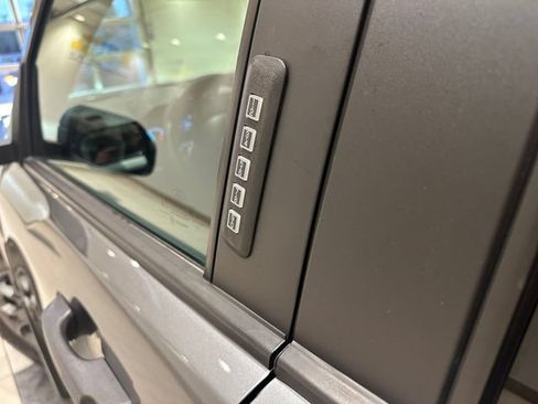 Used 2022 Ford Maverick XLT FWD image 12