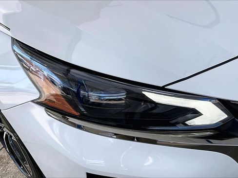 Used 2024 Nissan Altima 2.5 SR w/ SR Premium Package image 28