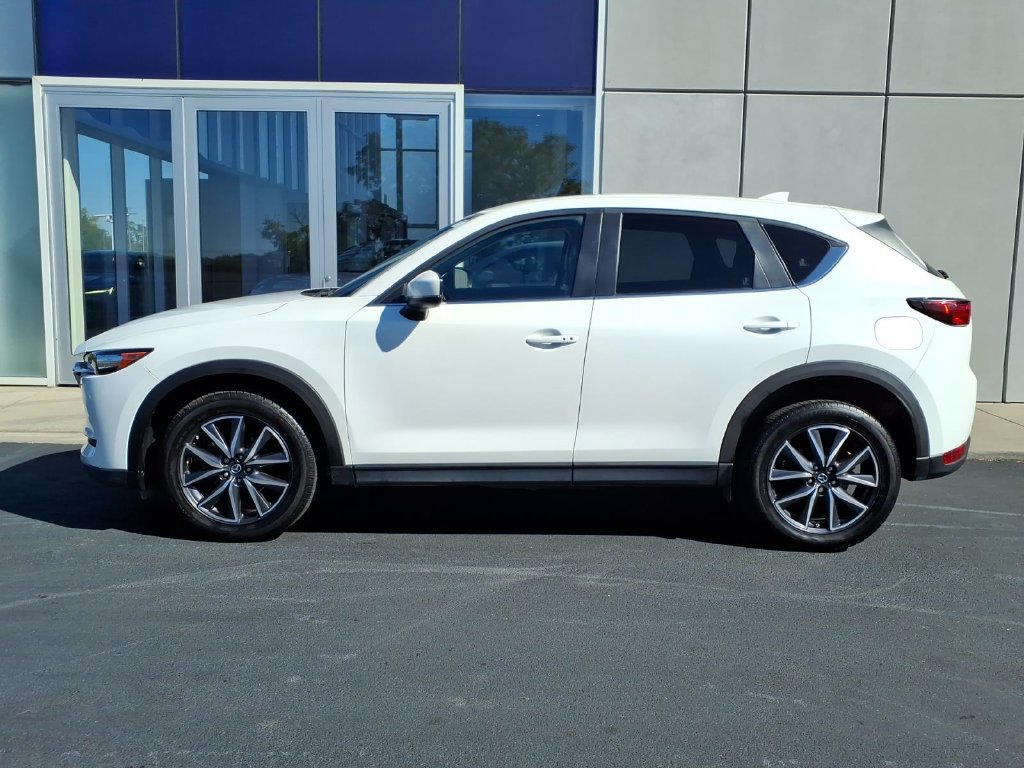 Used 2018 MAZDA CX-5 Touring w/ Preferred Equipment Package AWD/4WD image 3