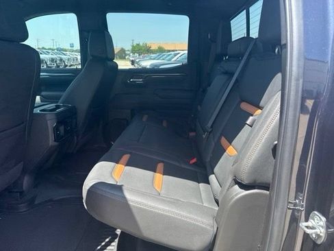 Used 2026 GMC Sierra 1500 AT4 w/ AT4 Premium Package AWD/4WD image 9