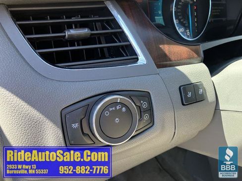 Used 2013 Ford Edge Limited AWD/4WD image 26