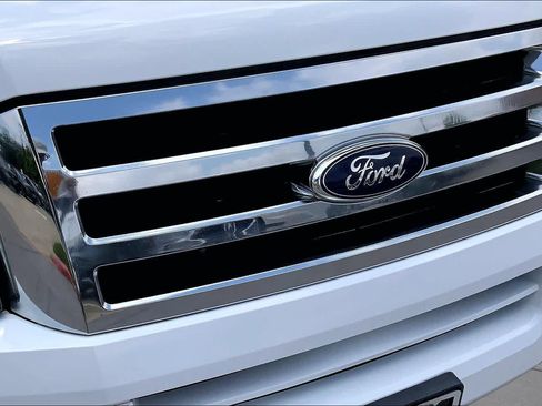 Used 2014 Ford Expedition XLT RWD image 29
