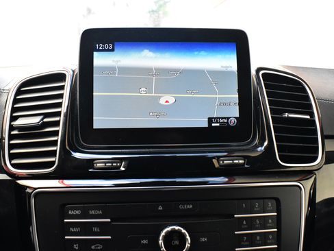 Used 2019 Mercedes-Benz GLS 450 4MATIC w/ Premium 1 Package image 35