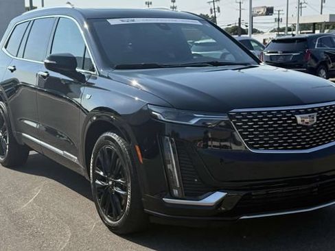 Certified 2024 Cadillac XT6 Premium Luxury AWD/4WD image 3