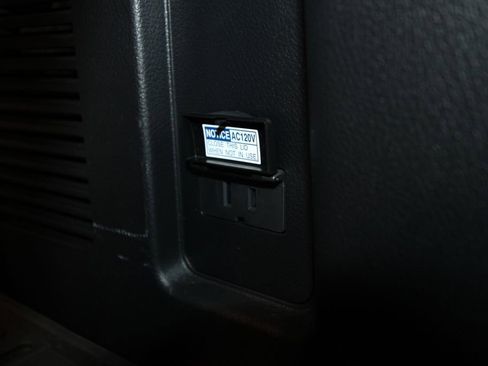 Used 2023 Lexus GX 460 Premium image 46