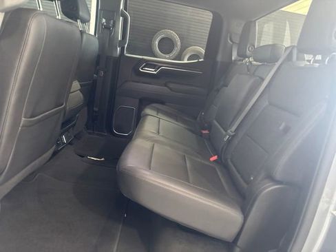Used 2025 GMC Sierra 1500 SLT AWD/4WD image 30