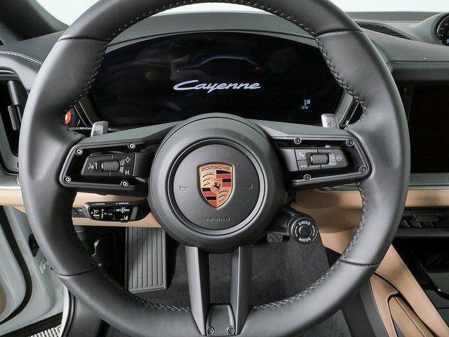 Used 2026 Porsche Cayenne Coupe AWD/4WD image 9