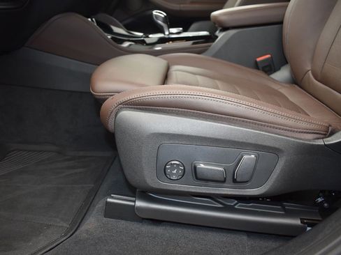 New 2025 BMW X4 xDrive30i image 12