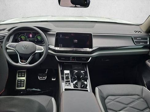 New 2026 Volkswagen Atlas Peak Edition AWD/4WD image 19