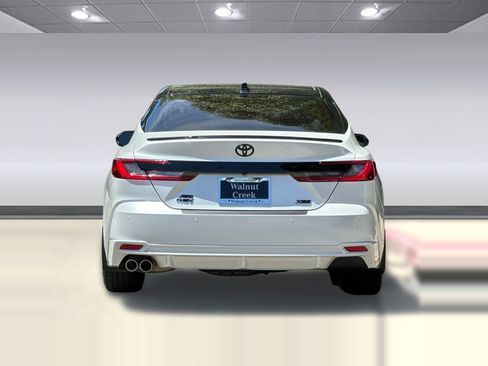 Used 2025 Toyota Camry XSE w/ Premium Plus Package AWD/4WD image 9