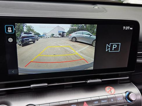 Used 2024 Hyundai Kona SEL FWD image 19