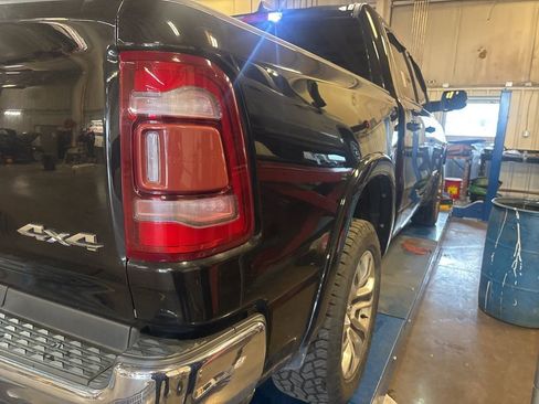 Used 2019 RAM 1500 Limited AWD/4WD image 7