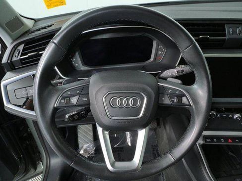 Used 2024 Audi Q3 2.0T Premium AWD/4WD image 9