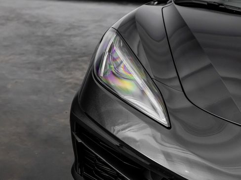 Used 2024 Chevrolet Corvette Stingray Premium Conv w/ Z51 Performance Package image 3