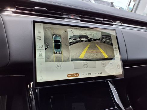 New 2025 Land Rover Range Rover Sport Dynamic SE image 19