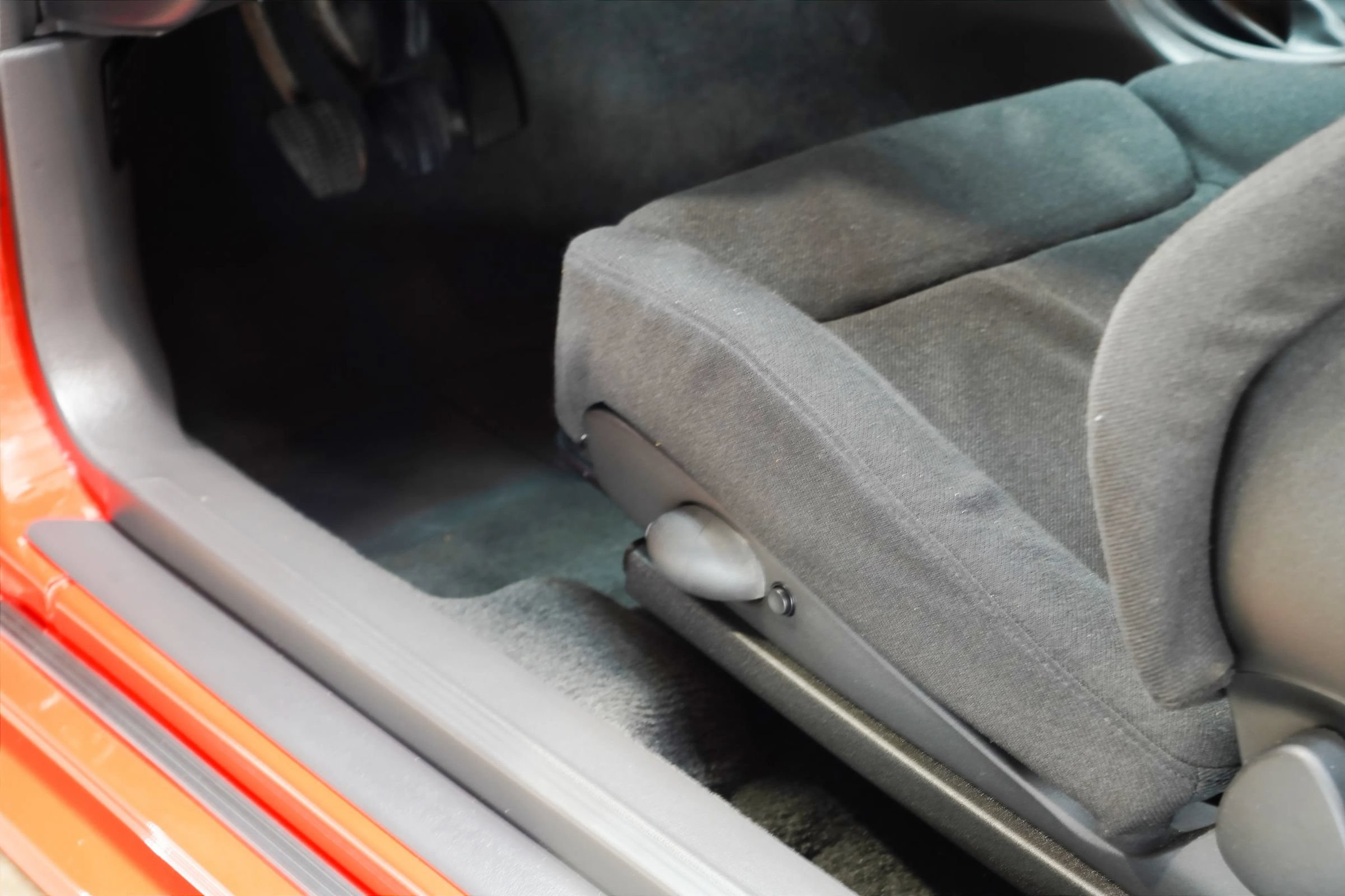 Used 2000 Ford Mustang Cobra RWD image 43
