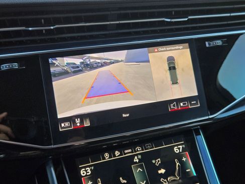 Used 2022 Audi Q7 3.0T Premium Plus w/ Premium Plus Package image 18